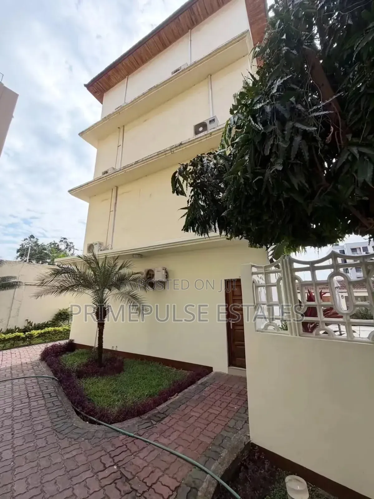 Furnished 1bdrm Apartment in Masaki for rent