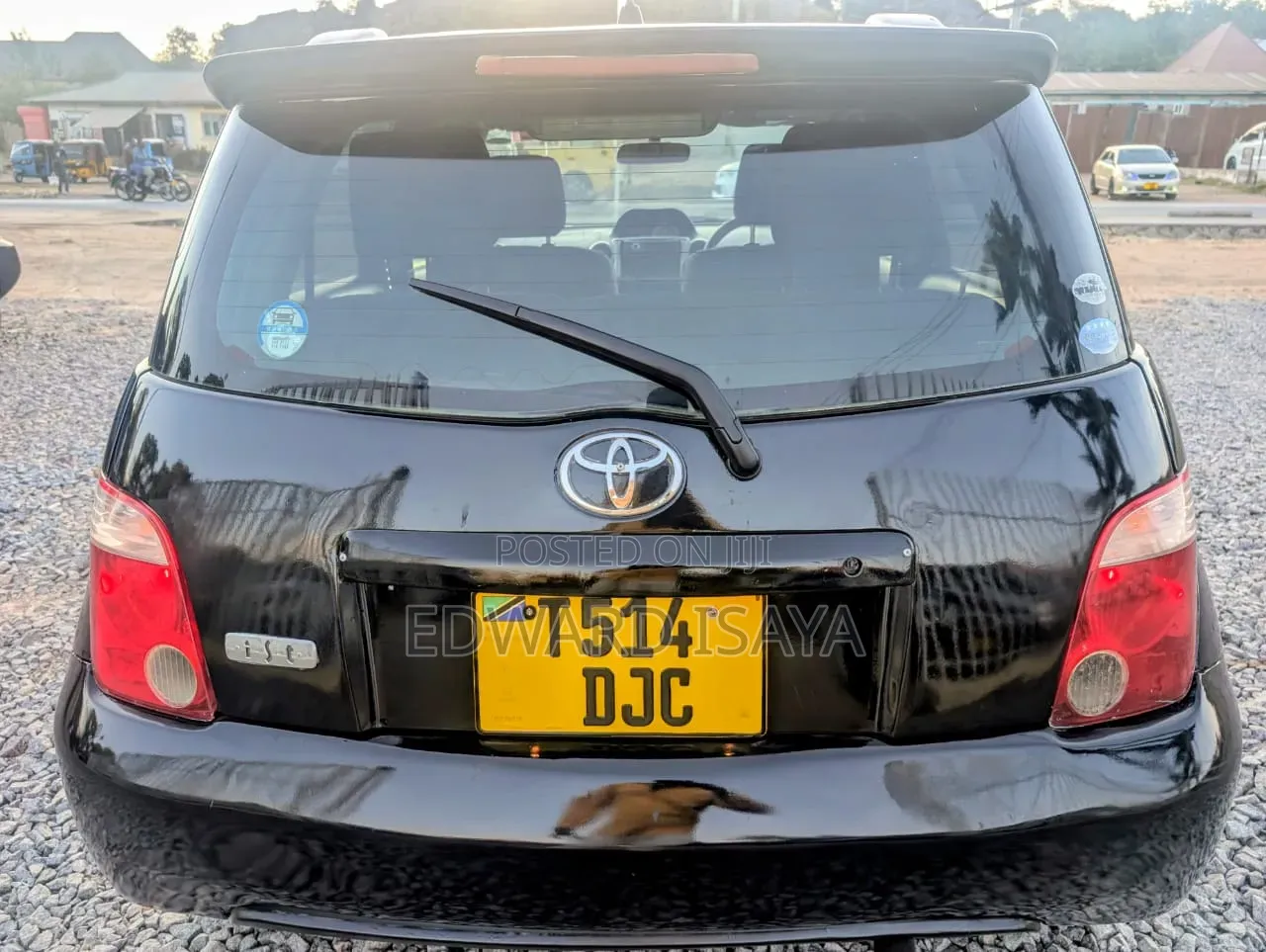 Toyota IST 2005 Black