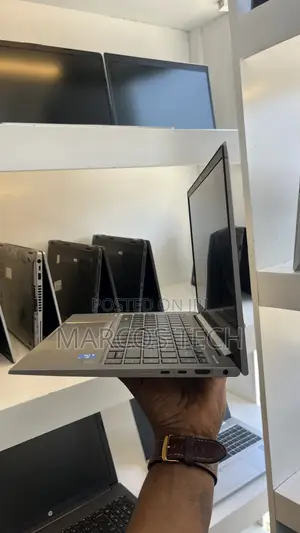 Laptop HP ZBook Firefly G8 16GB Intel Core i5 SSD 256GB