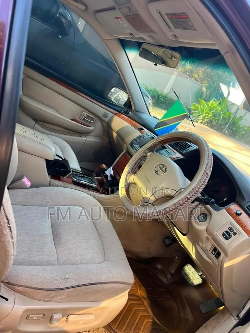 Toyota Brevis 2004 Red