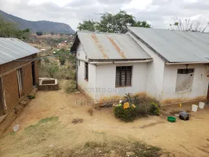 4bdrm House in Kwediboma for sale