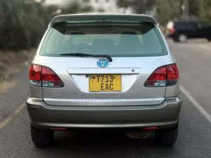 Toyota Harrier 2006 Silver
