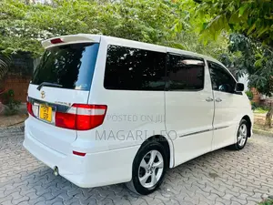 Toyota Alphard 2.4 Petrol FWD 2005 White