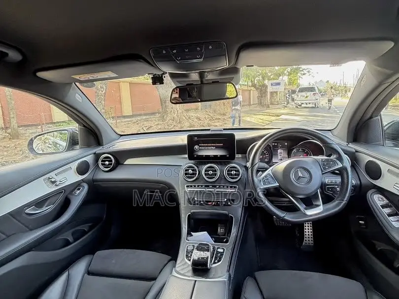 Mercedes-Benz GLC-Class 2018 Gray