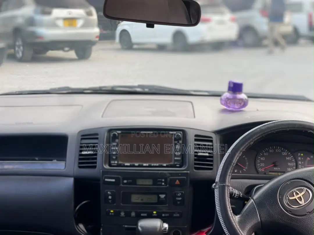 Toyota Corolla Spacio 2004 Silver