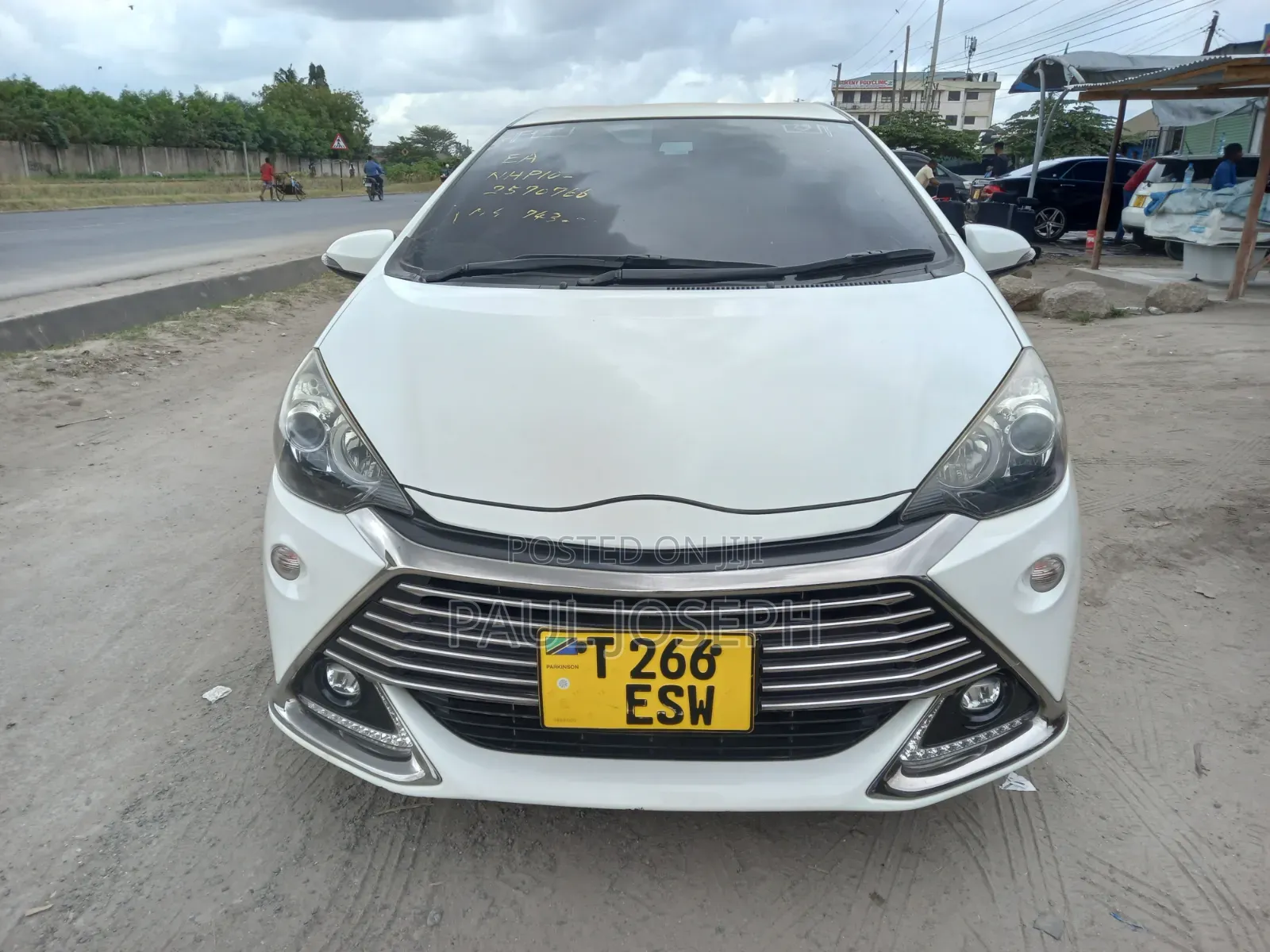 Toyota Aqua 2017 White