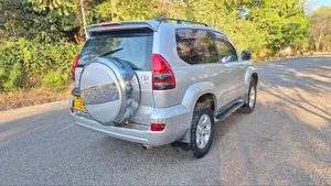 Toyota Land Cruiser Prado 2005 Silver