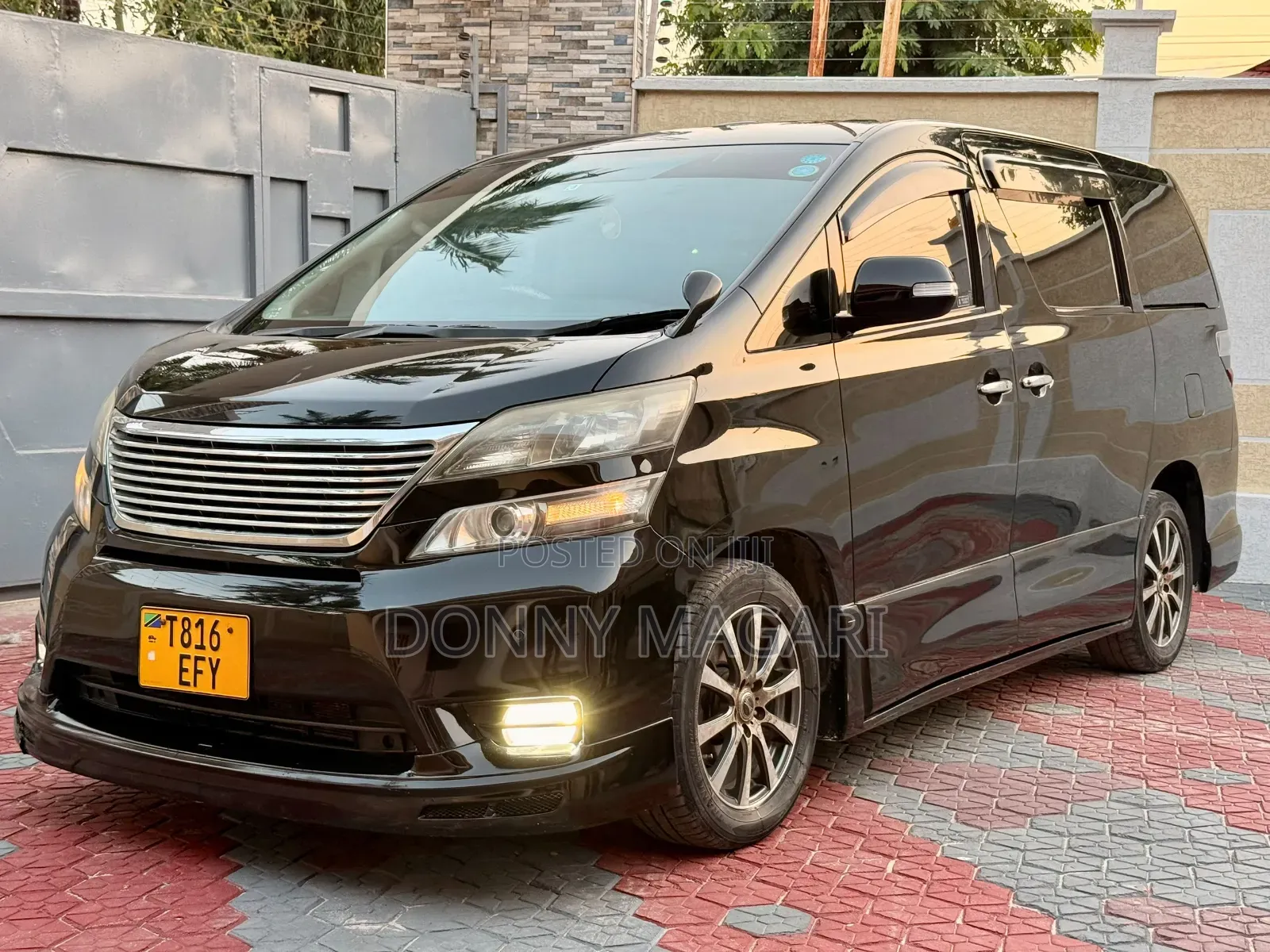 Toyota Vellfire 2012 Black