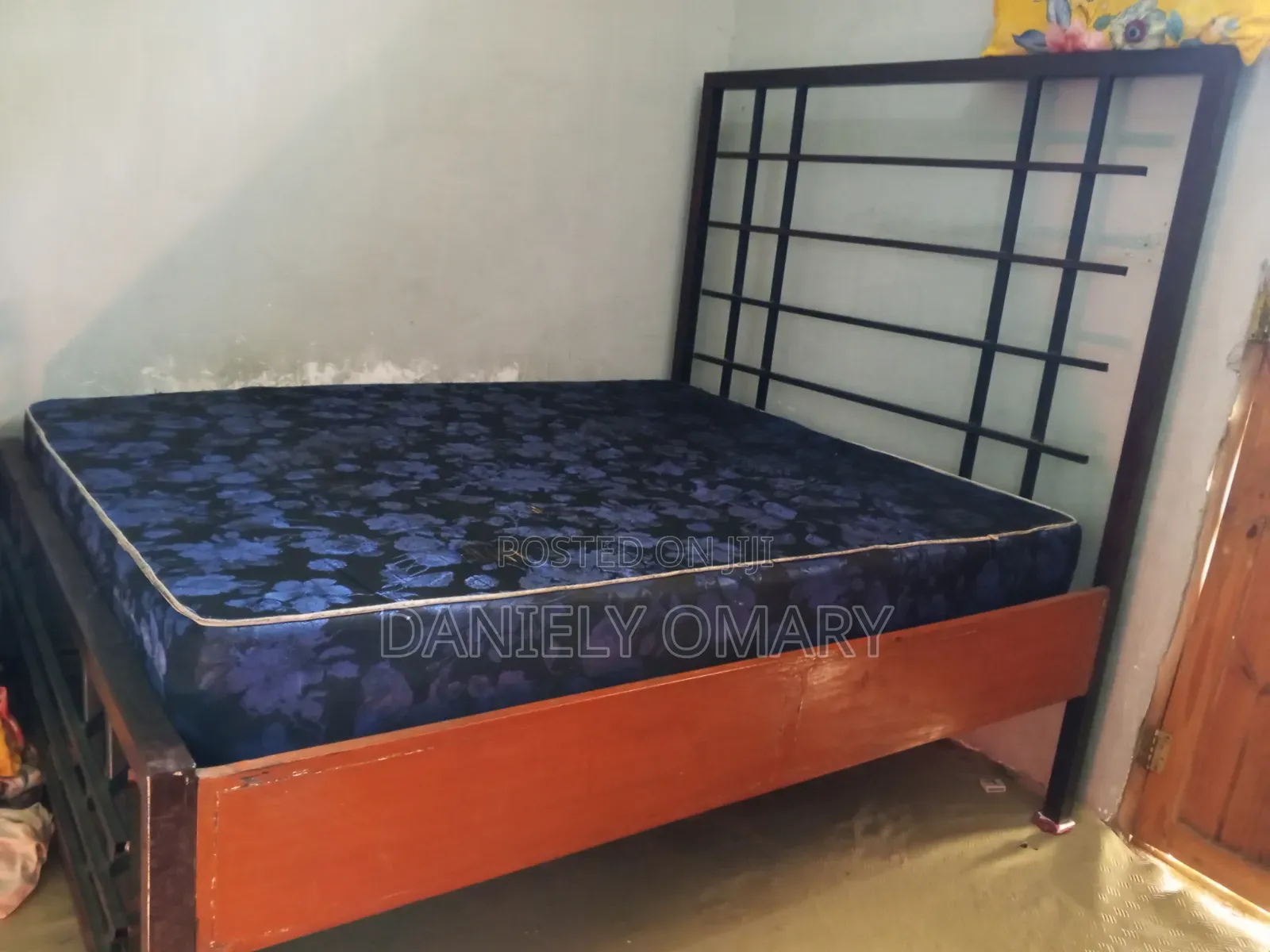 Kitanda Na Godoro