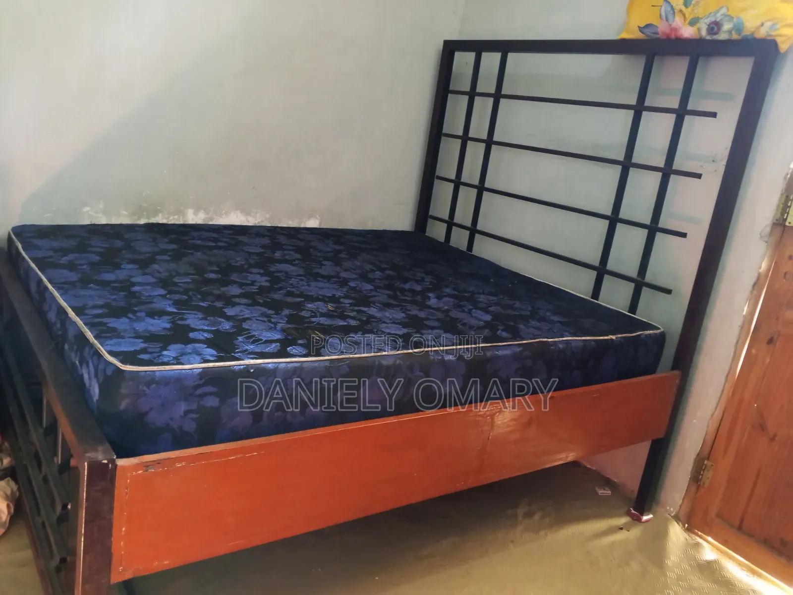 Kitanda Na Godoro