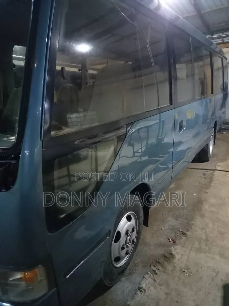 Toyota Coaster 2002 Blue