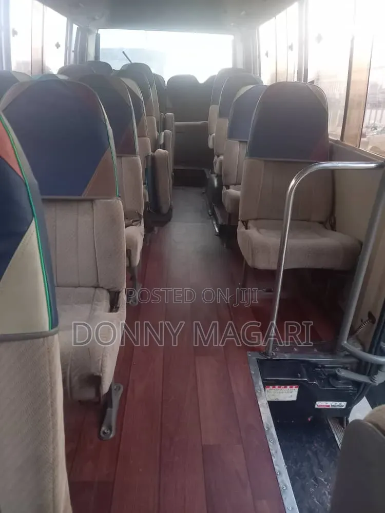 Toyota Coaster 2002 Blue