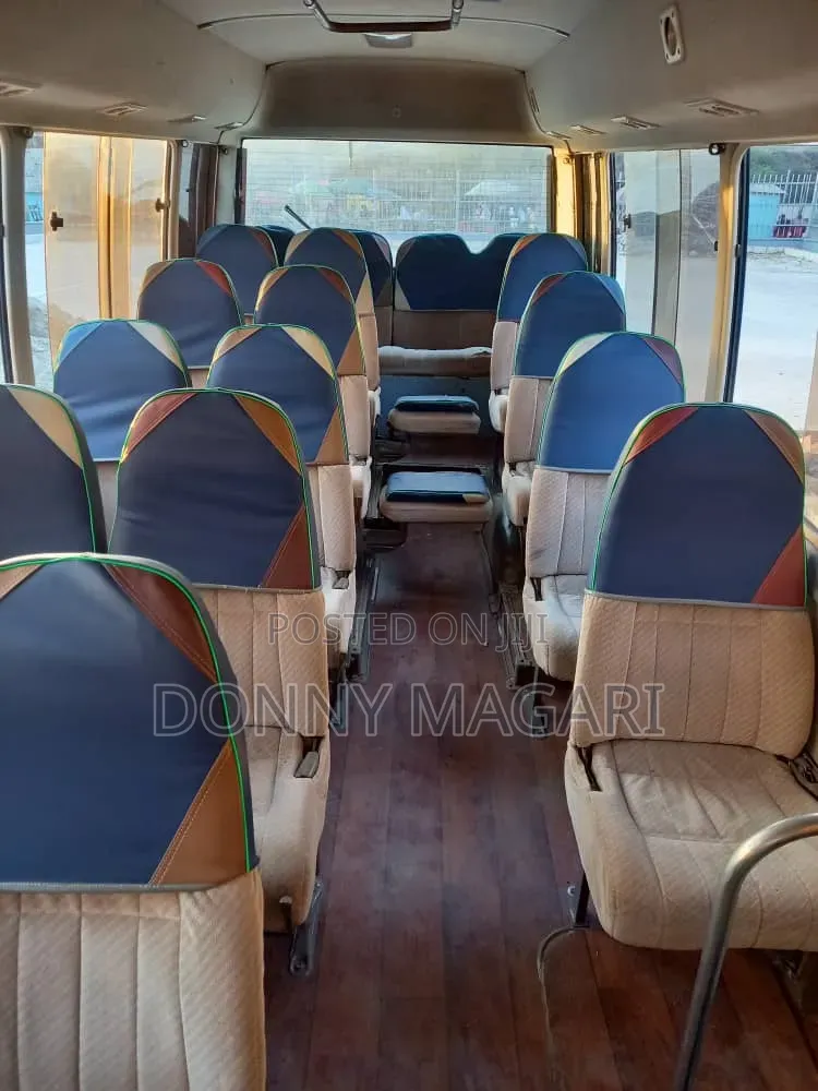 Toyota Coaster 2002 Blue