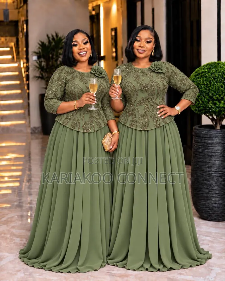 New Arrivals Woman Dresses