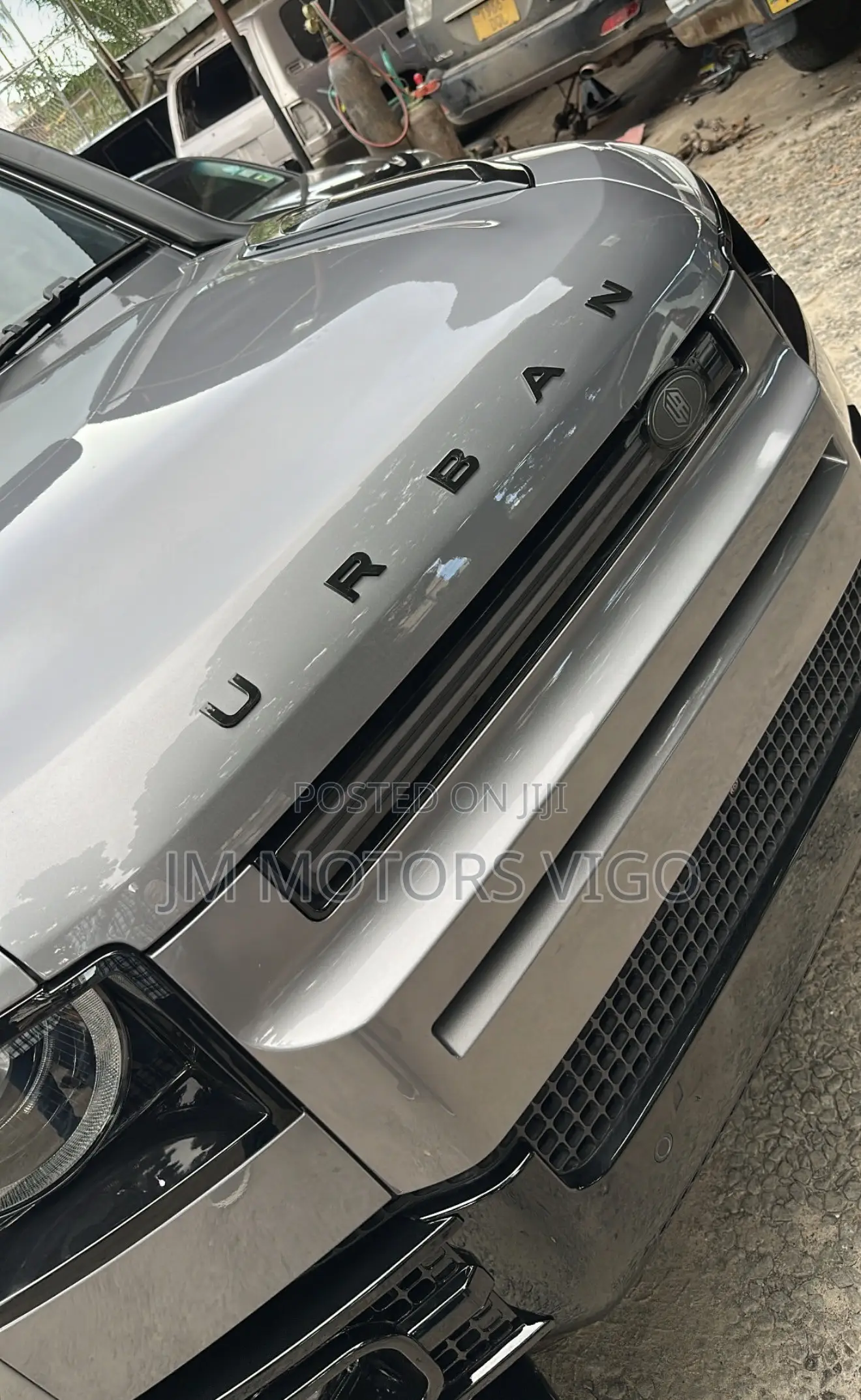 Land Rover Defender X-Dynamic SE 2024 Gray