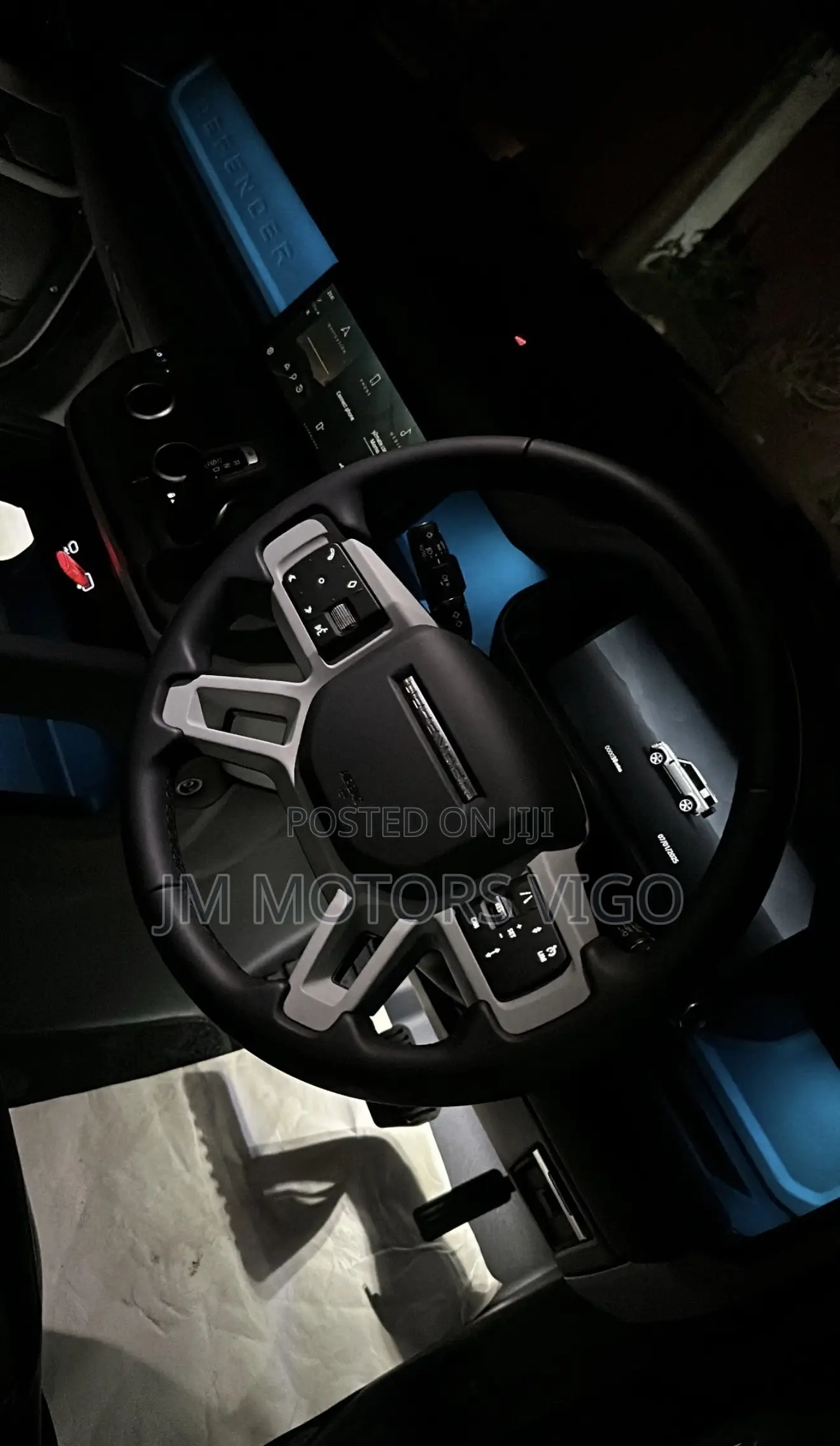 Land Rover Defender X-Dynamic SE 2024 Gray