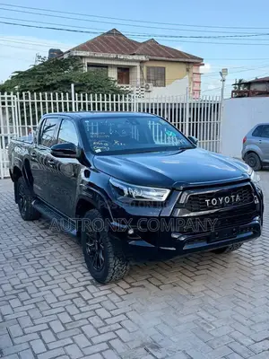 Toyota Hilux Revo Double Cab Deisel 2.4 AWD 2022 Black