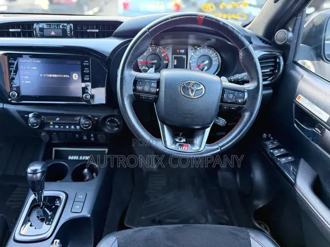 Toyota Hilux Revo Double Cab Deisel 2.4 AWD 2022 Black