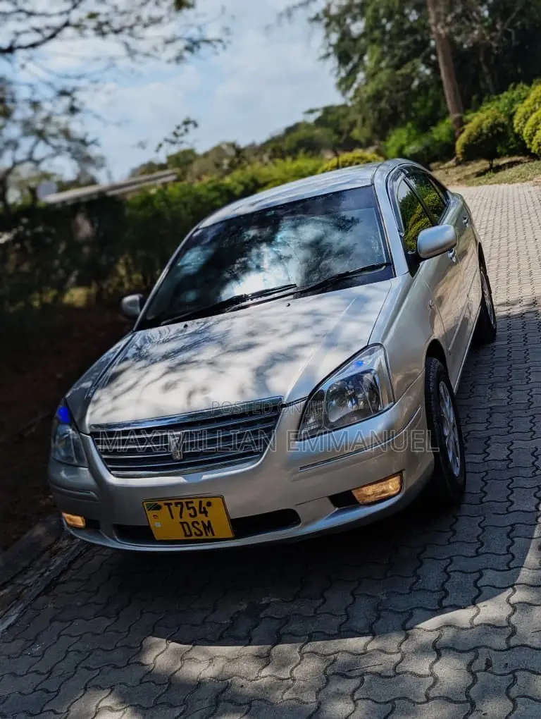 Toyota Premio 2005 Silver