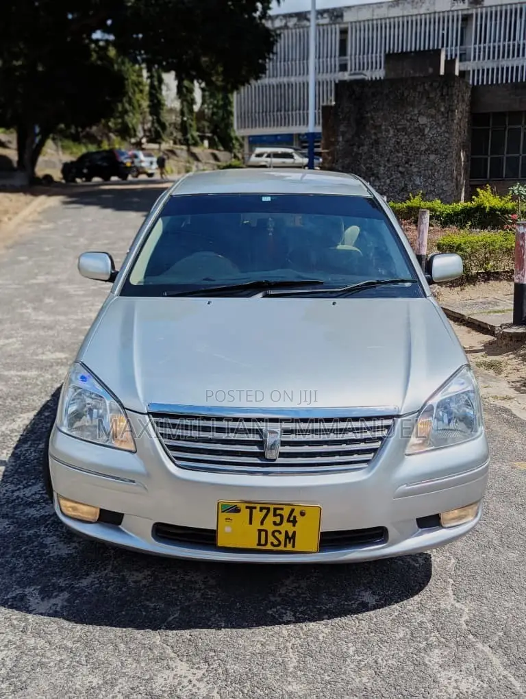 Toyota Premio 2005 Silver