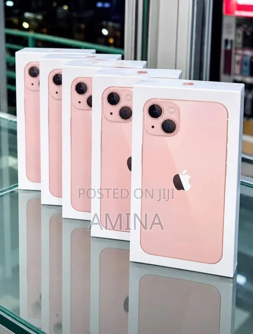 New Apple iPhone 13 128 GB Pink