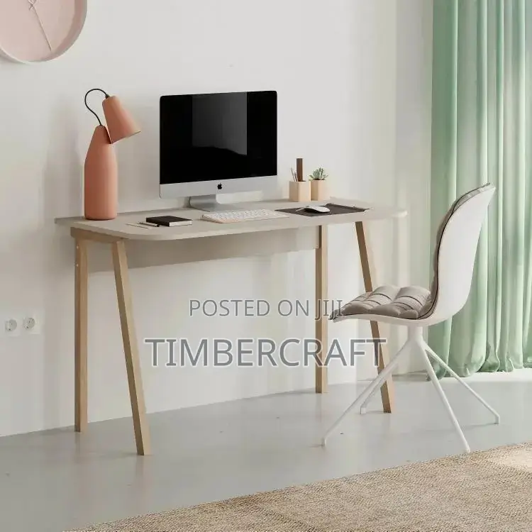 Luton Working Table