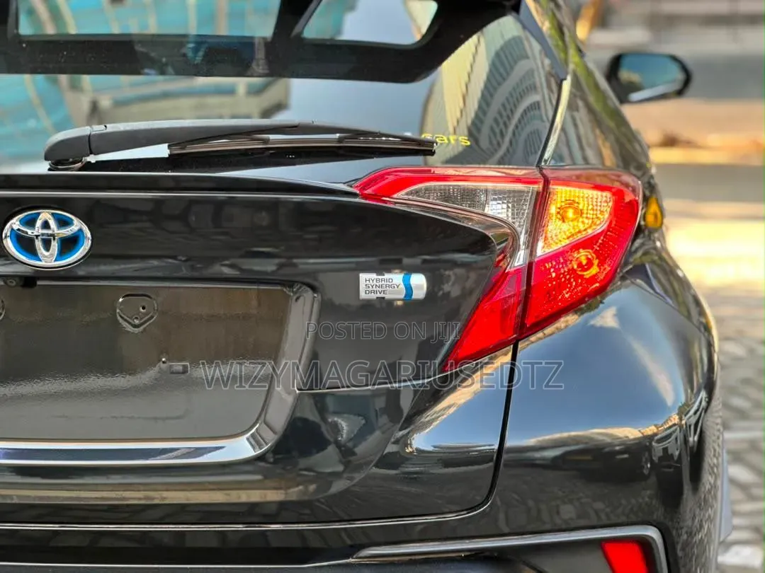 Toyota C-HR 2018 Black
