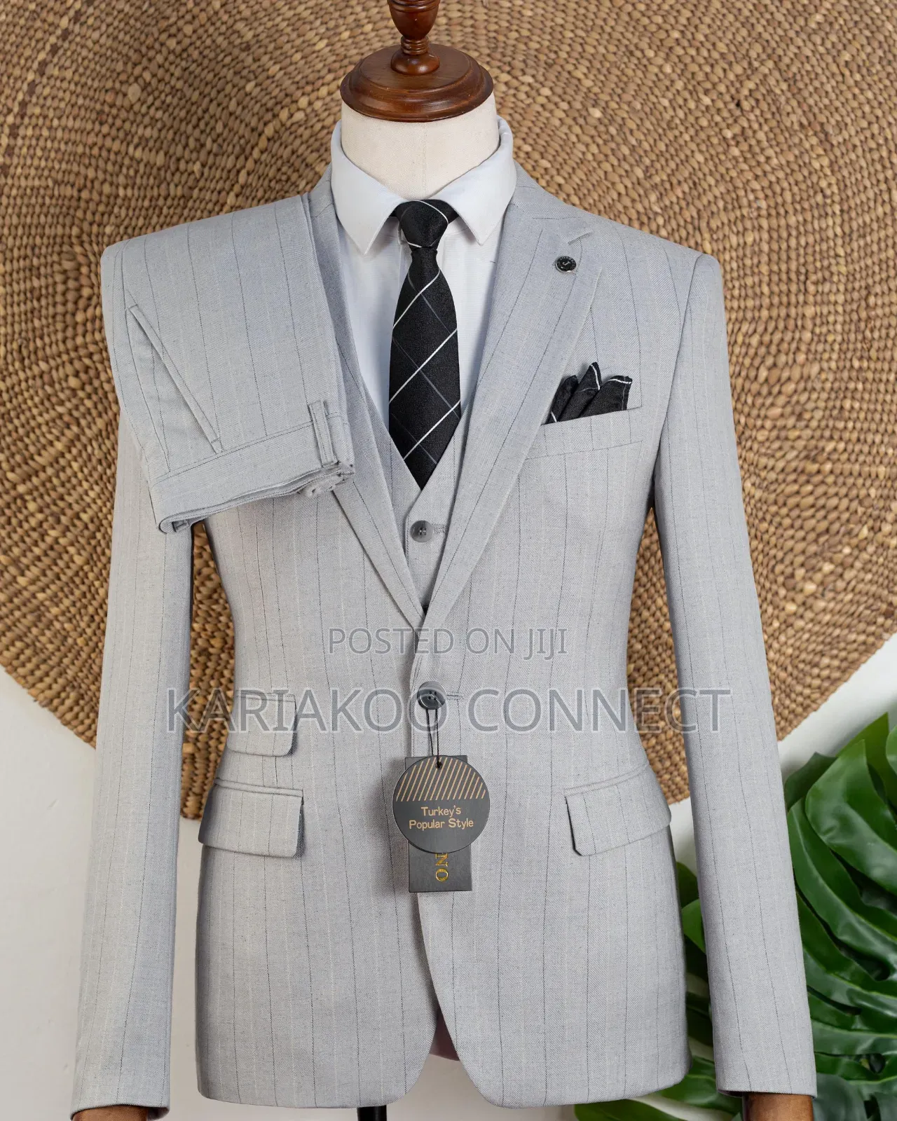 In Smartness Stand Collection