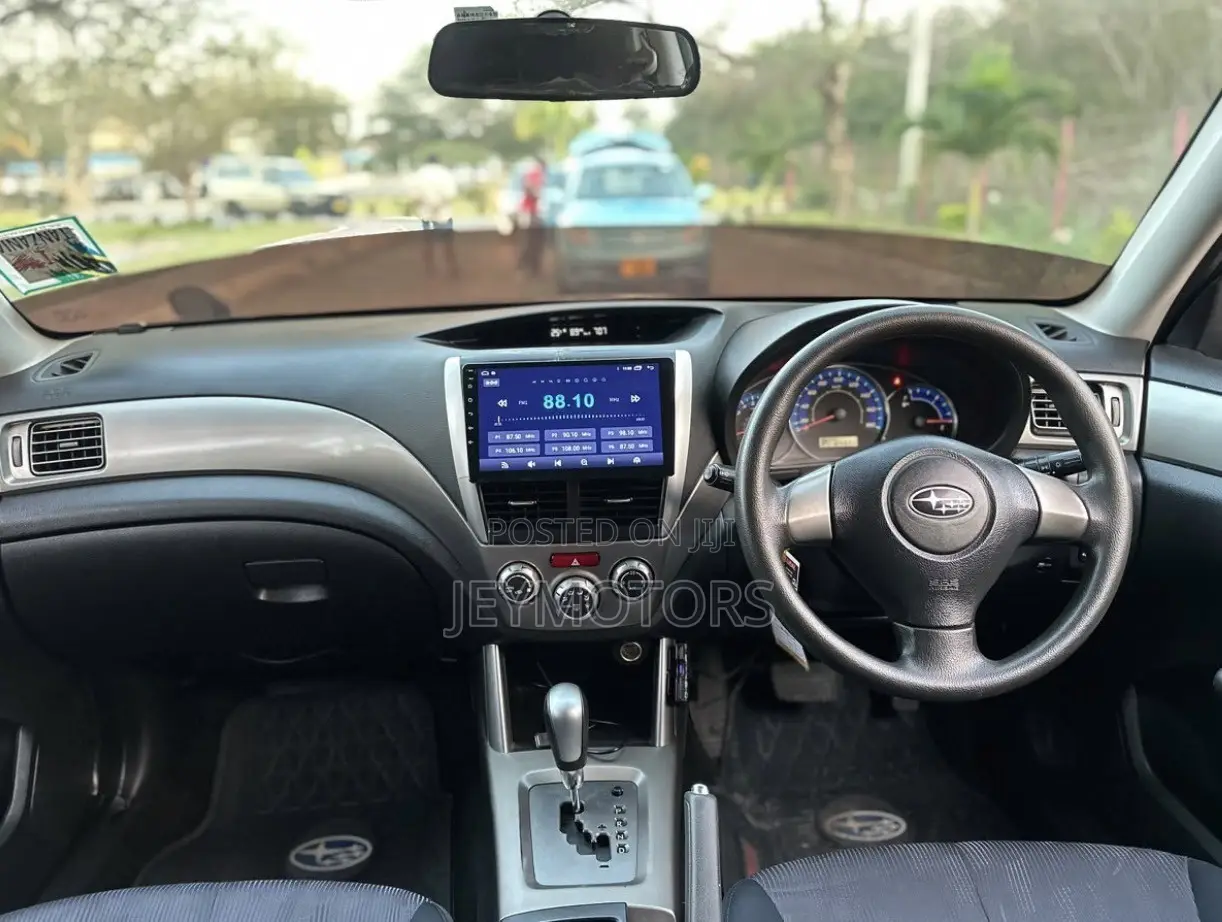 Subaru Forester 2010 Black