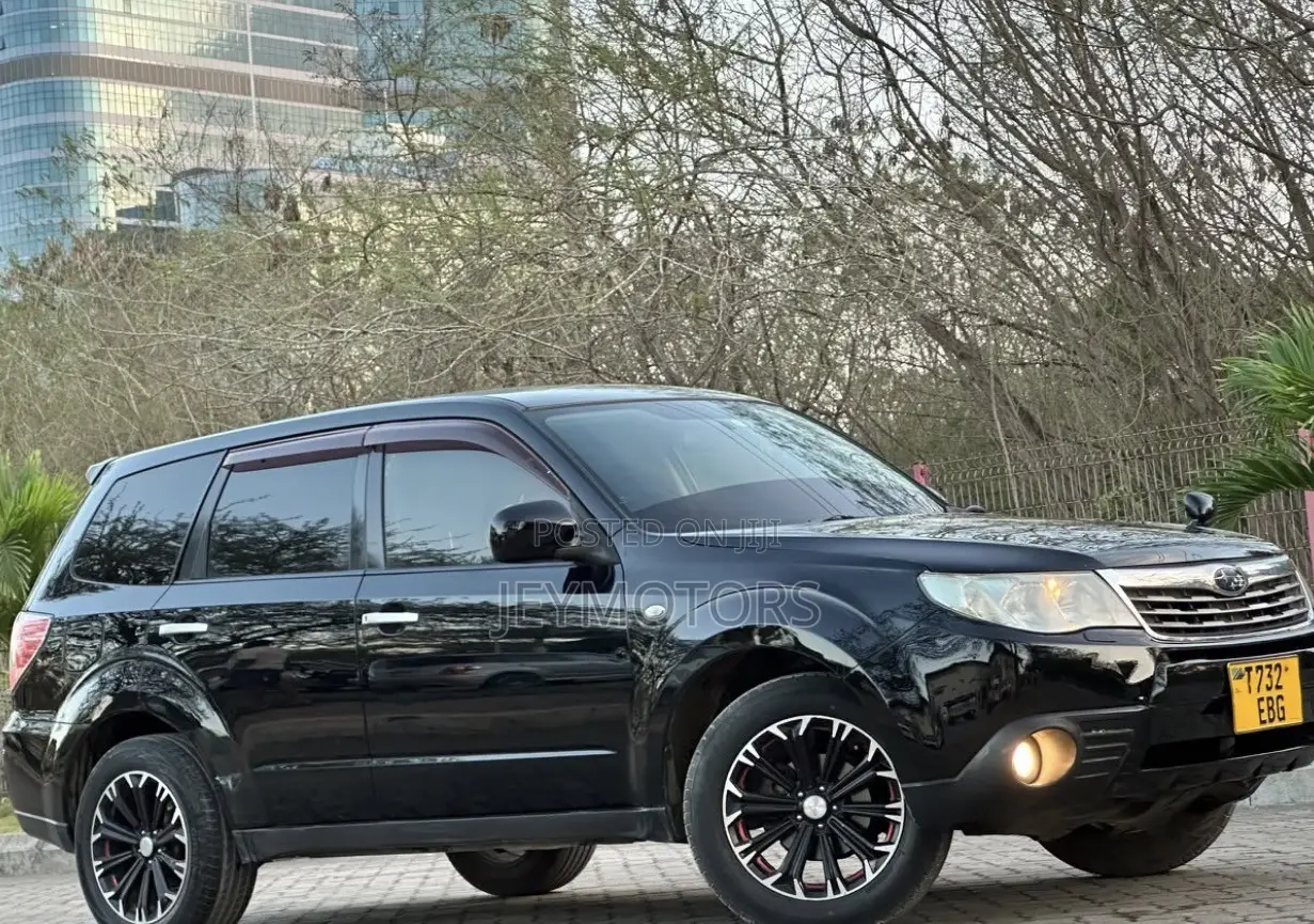 Subaru Forester 2010 Black