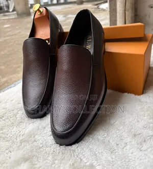 Means Shoes Smal Dot Al-Bar