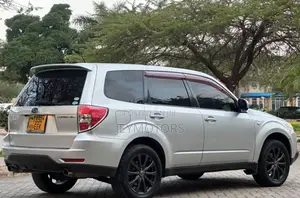 Subaru Forester 2009 Silver