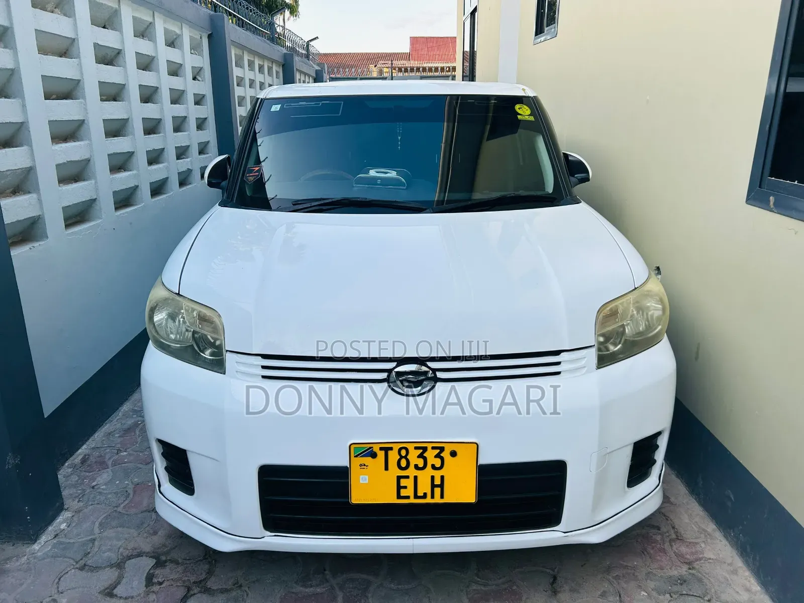 Toyota Corolla Rumion Hatchback 1.5 FWD 2010 White