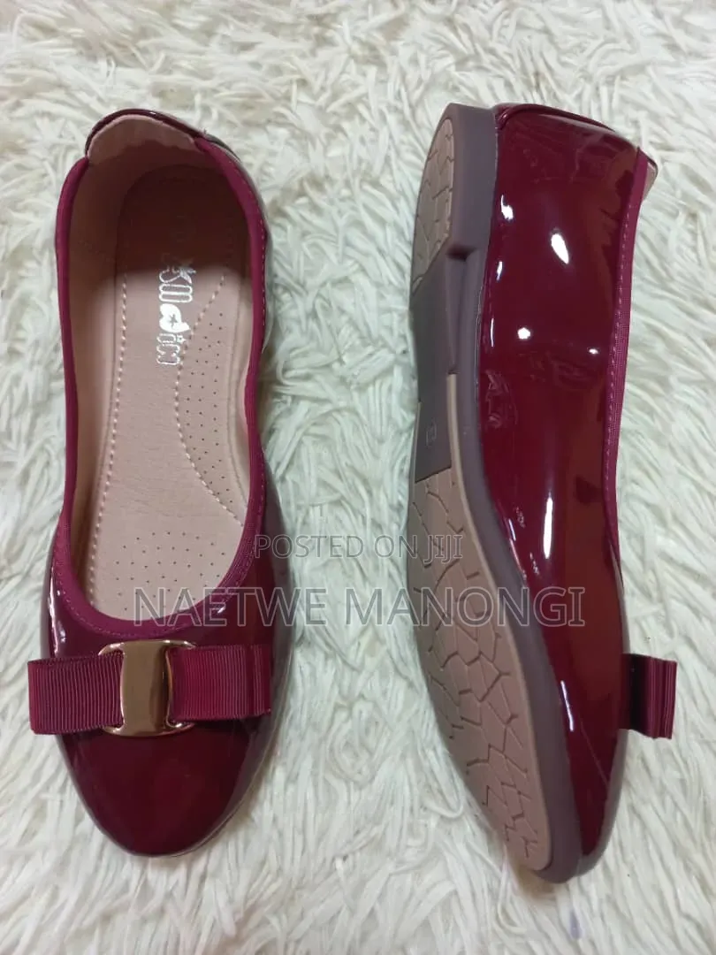 Woman's Shoes
