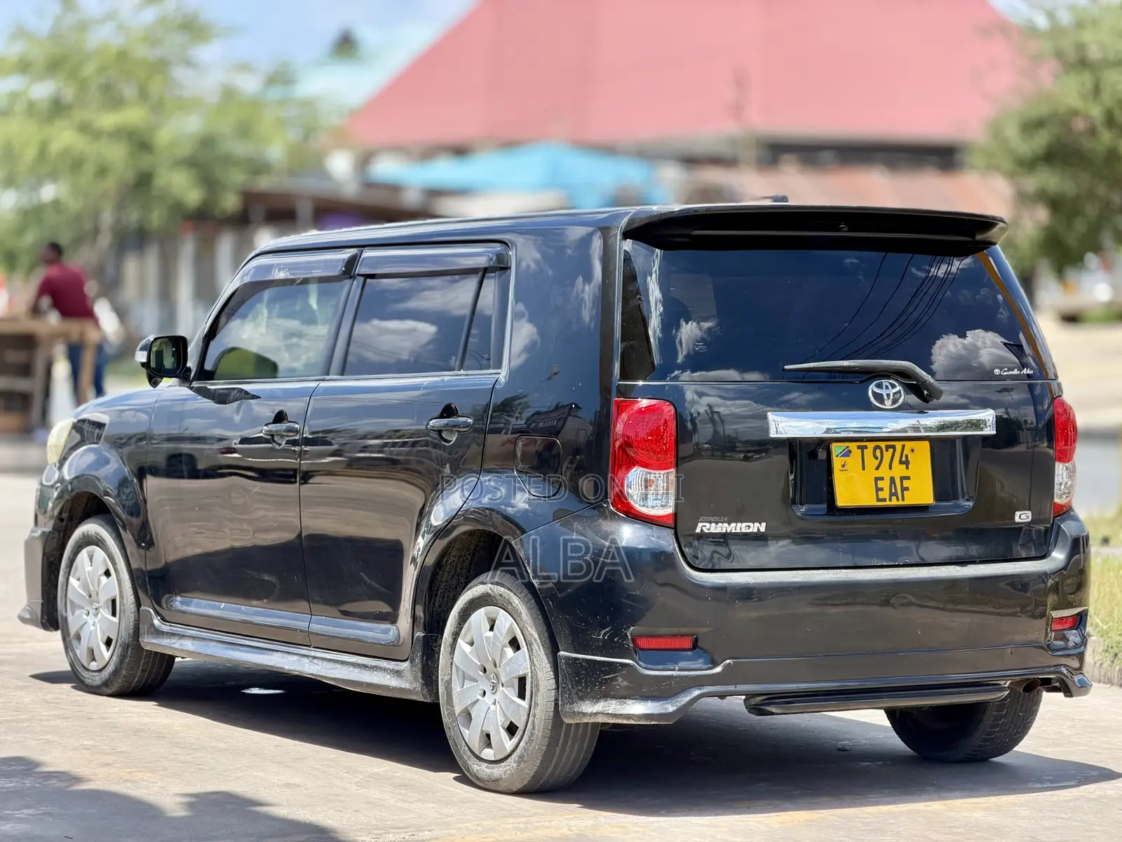 Toyota Ractis 2010 Black
