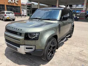 Land Rover Defender 2022 Green