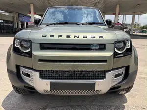 Land Rover Defender 2022 Green