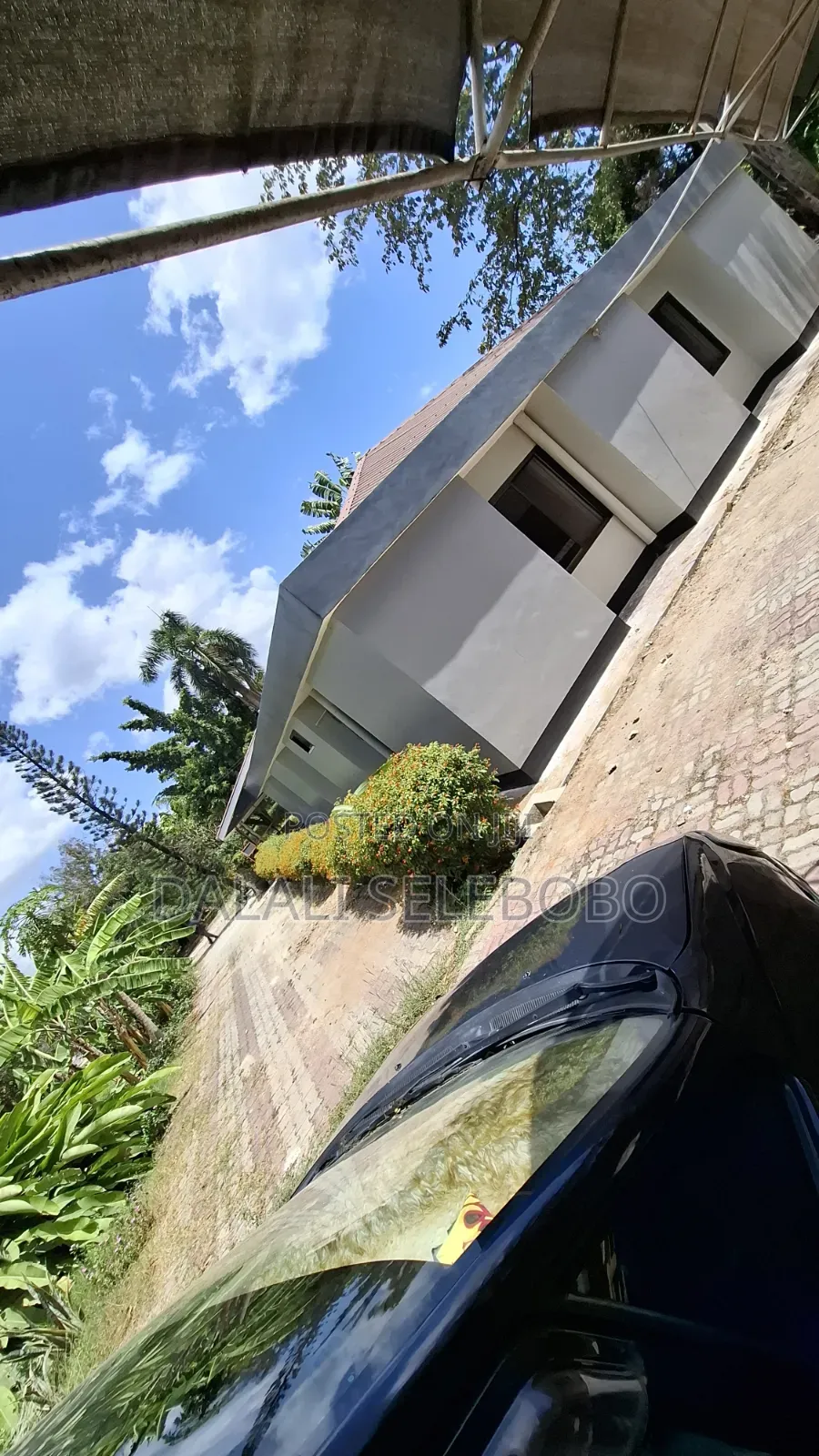 3bedrooms Office Space at Igesa Road Kivulini
