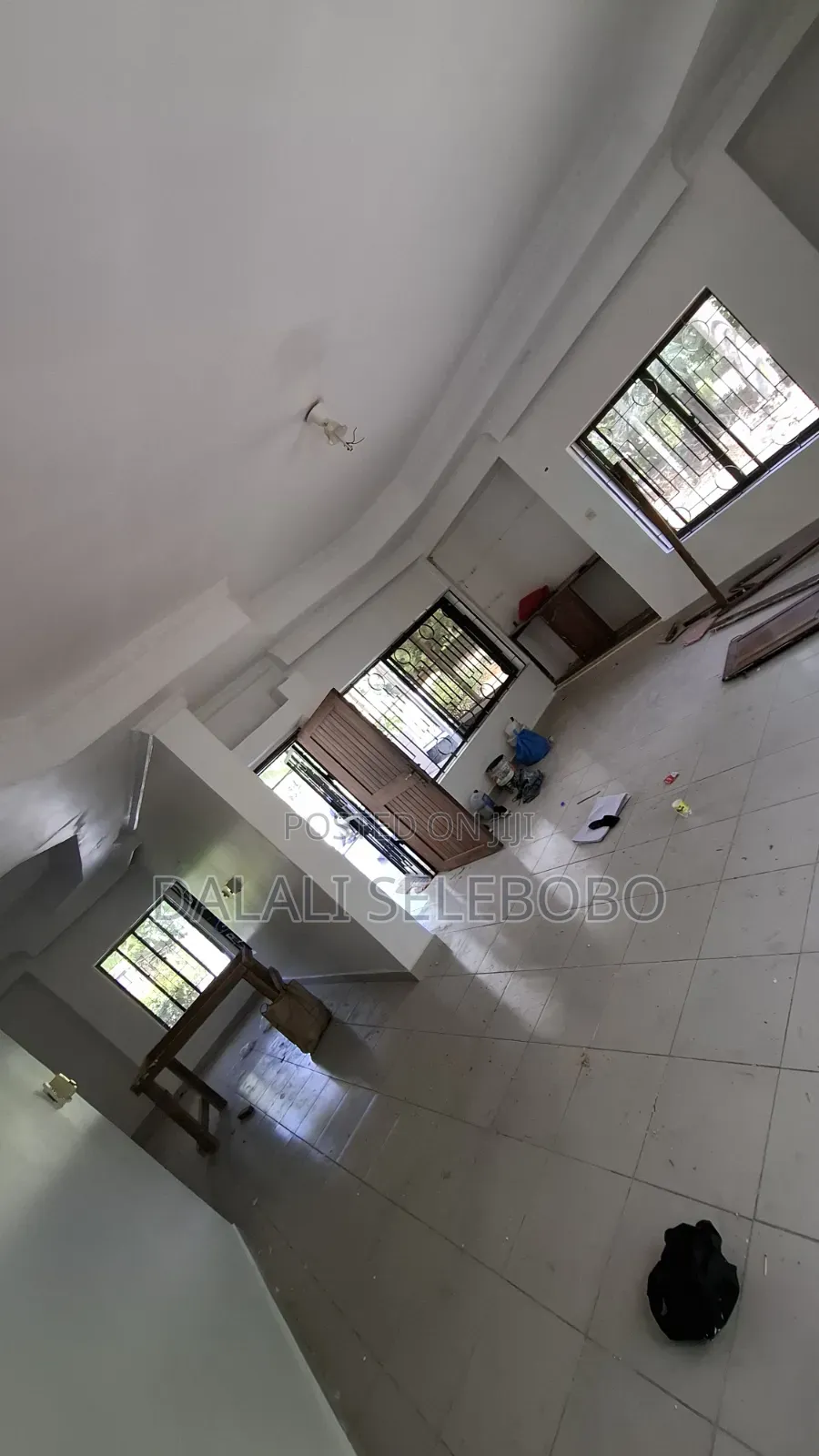 3bedrooms Office Space at Igesa Road Kivulini