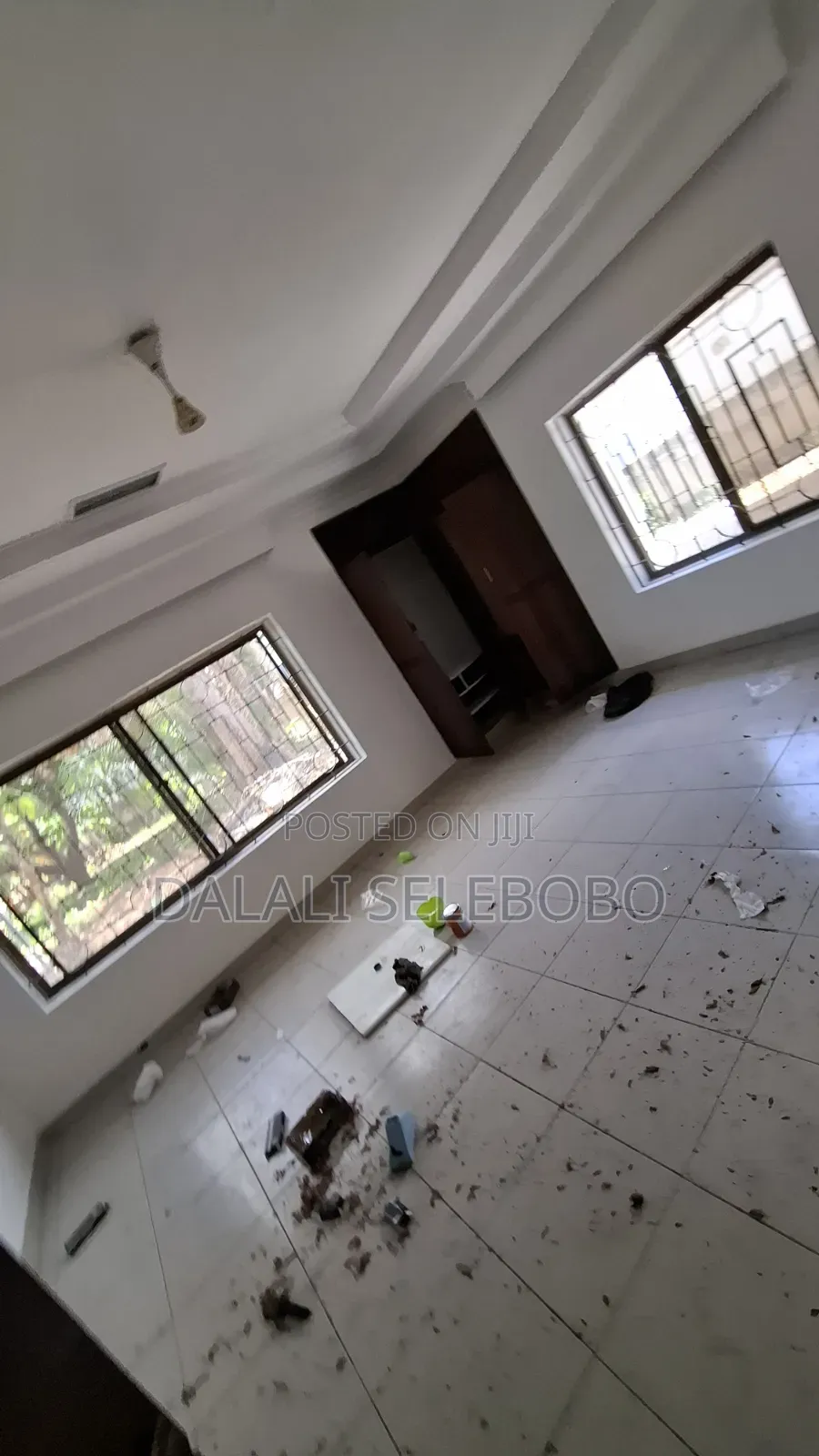 3bedrooms Office Space at Igesa Road Kivulini