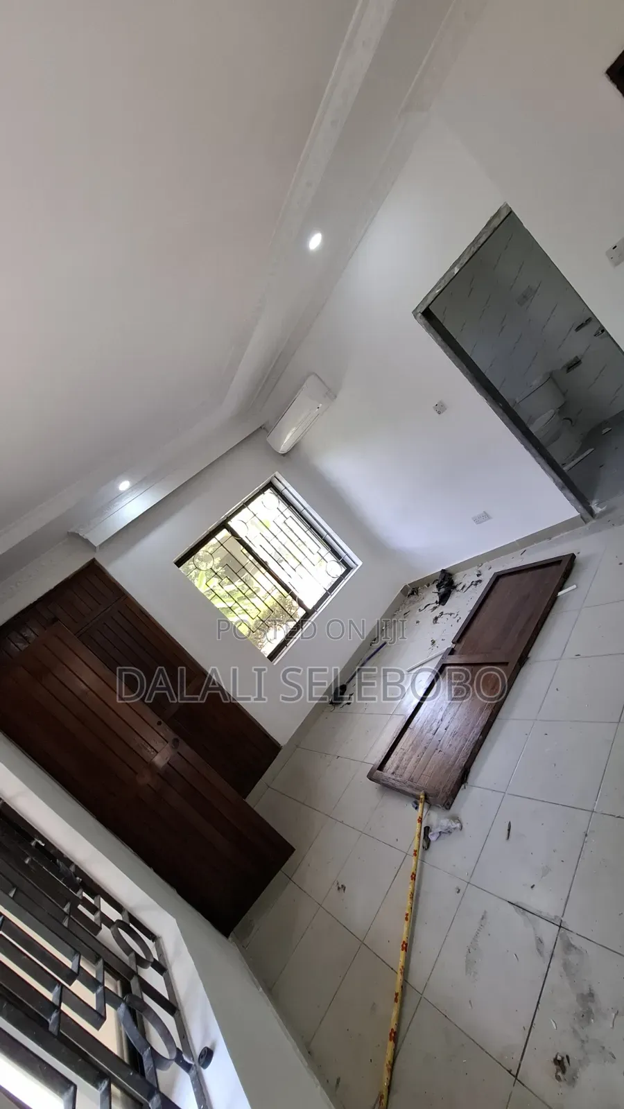 3bedrooms Office Space at Igesa Road Kivulini