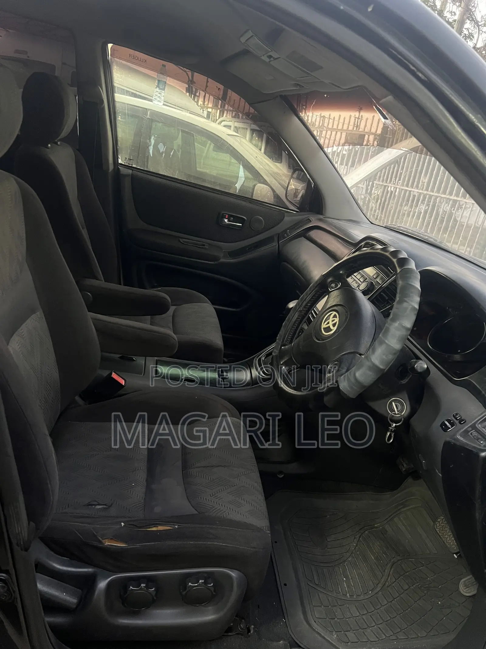Toyota Kluger 2005 Black