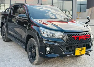 Toyota Hilux 2020 Black