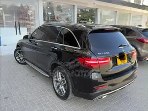 Mercedes-Benz GLC-Class 2017 Black