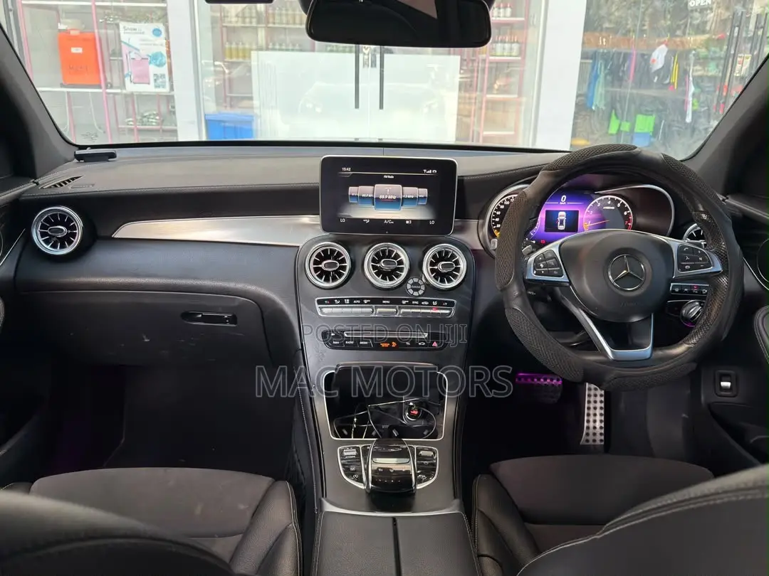 Mercedes-Benz GLC-Class 2017 Black
