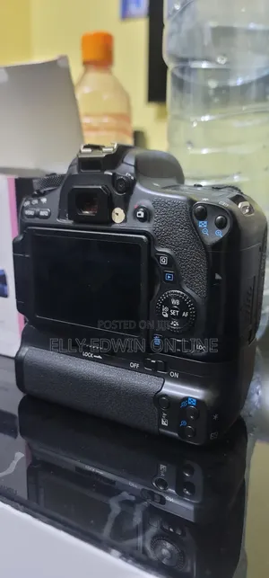 Inauzwa Canon 760d