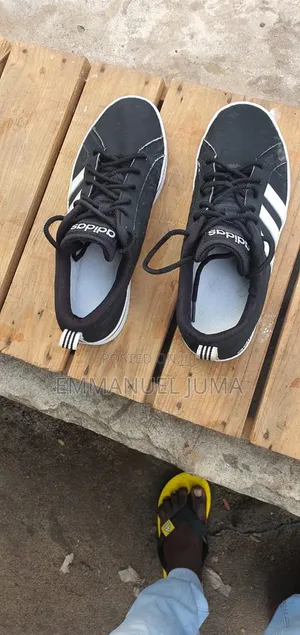 Adidas vs Pace