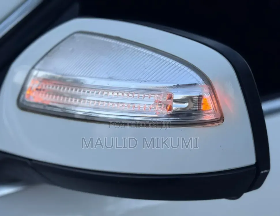 Mercedes-Benz C-Class 2009 White