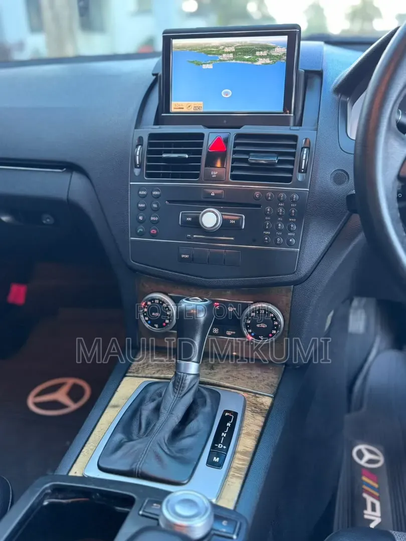 Mercedes-Benz C-Class 2009 White