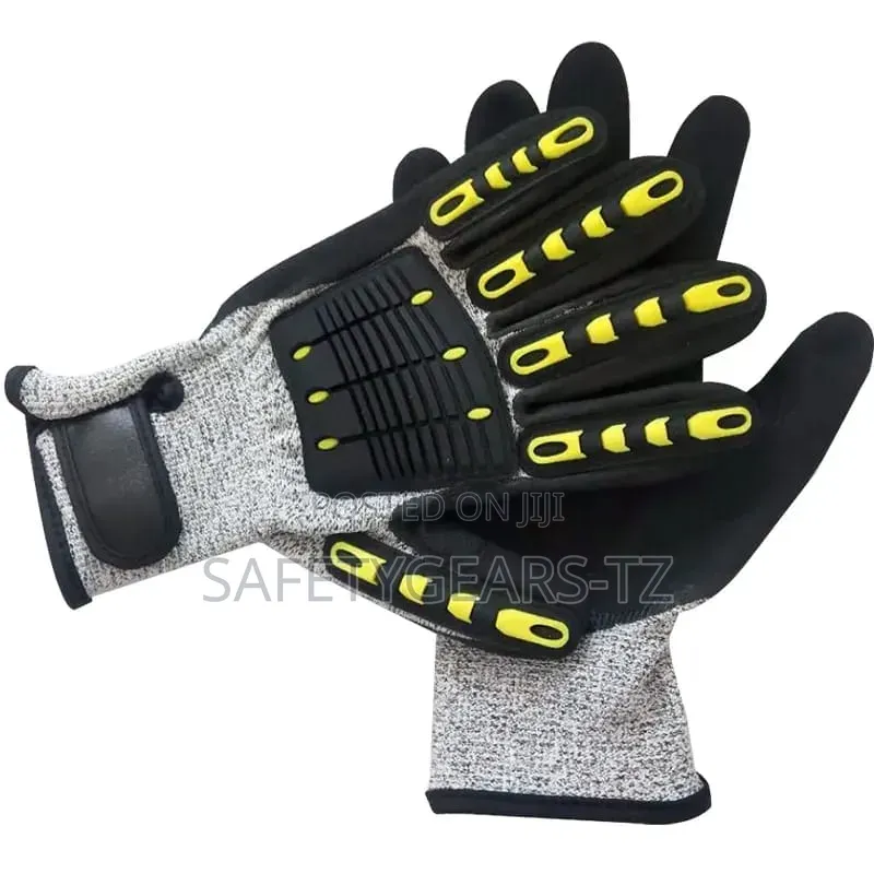 Safety Armoured Impact Resistant Gloves